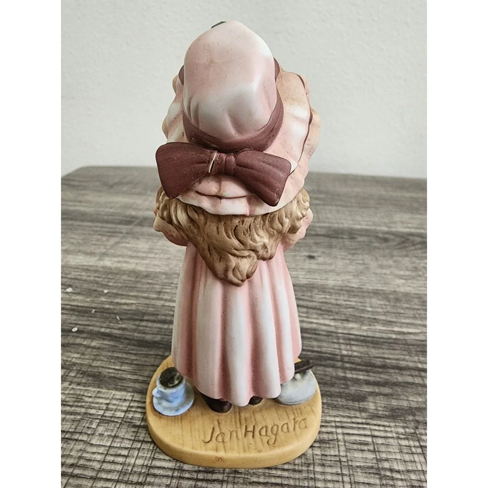 Jan Hagara Amanda 1984-85 Limited Edition Figurine Royal Orleans Porcelain
